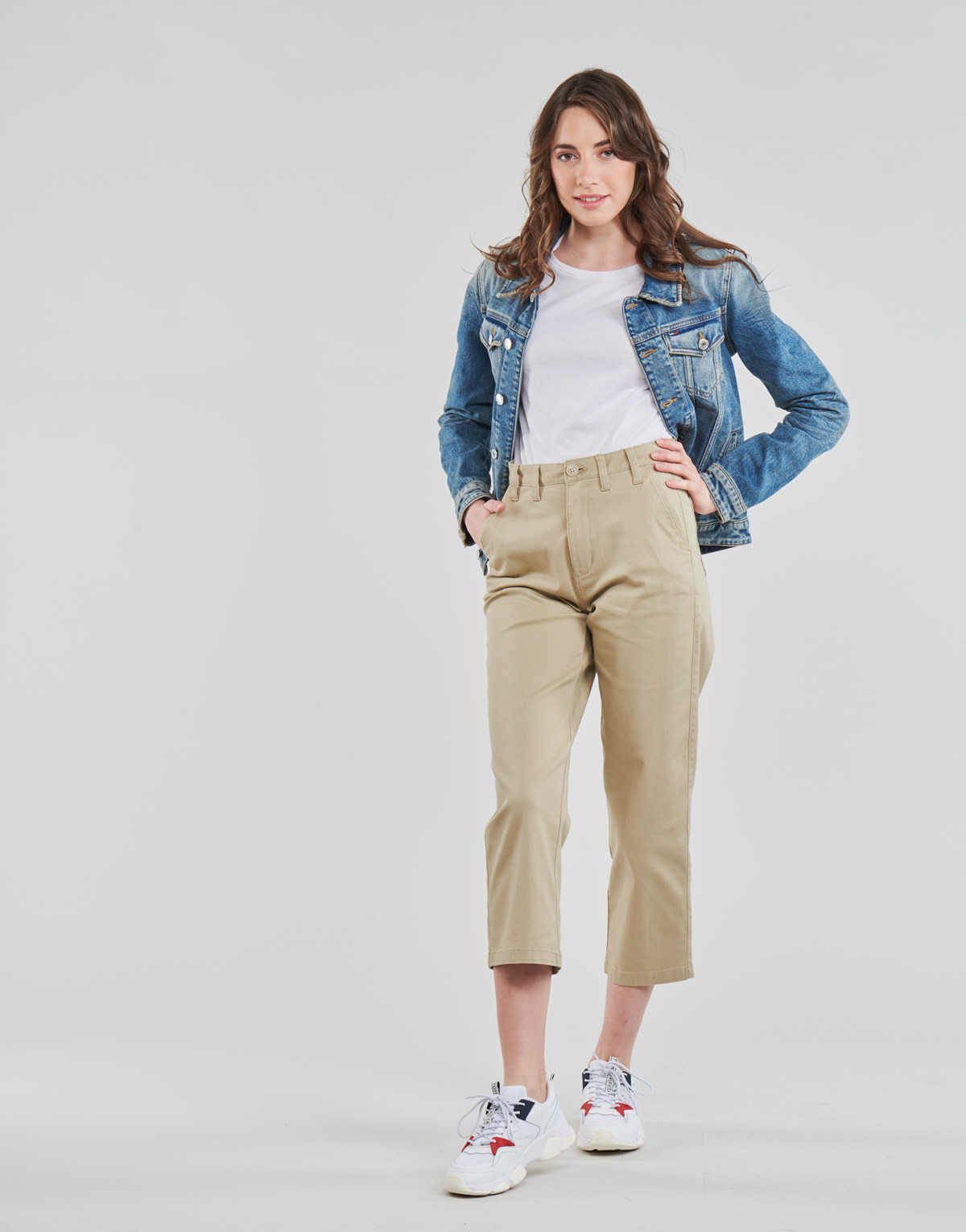 textil Dame Chinos / Gulerodsbukser Tommy Jeans TJW HIGH RISE STRAIGHT Beige