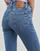 textil Dame Bootcut jeans Levi's 725 HIGH RISE BOOTCUT Blå / Medium