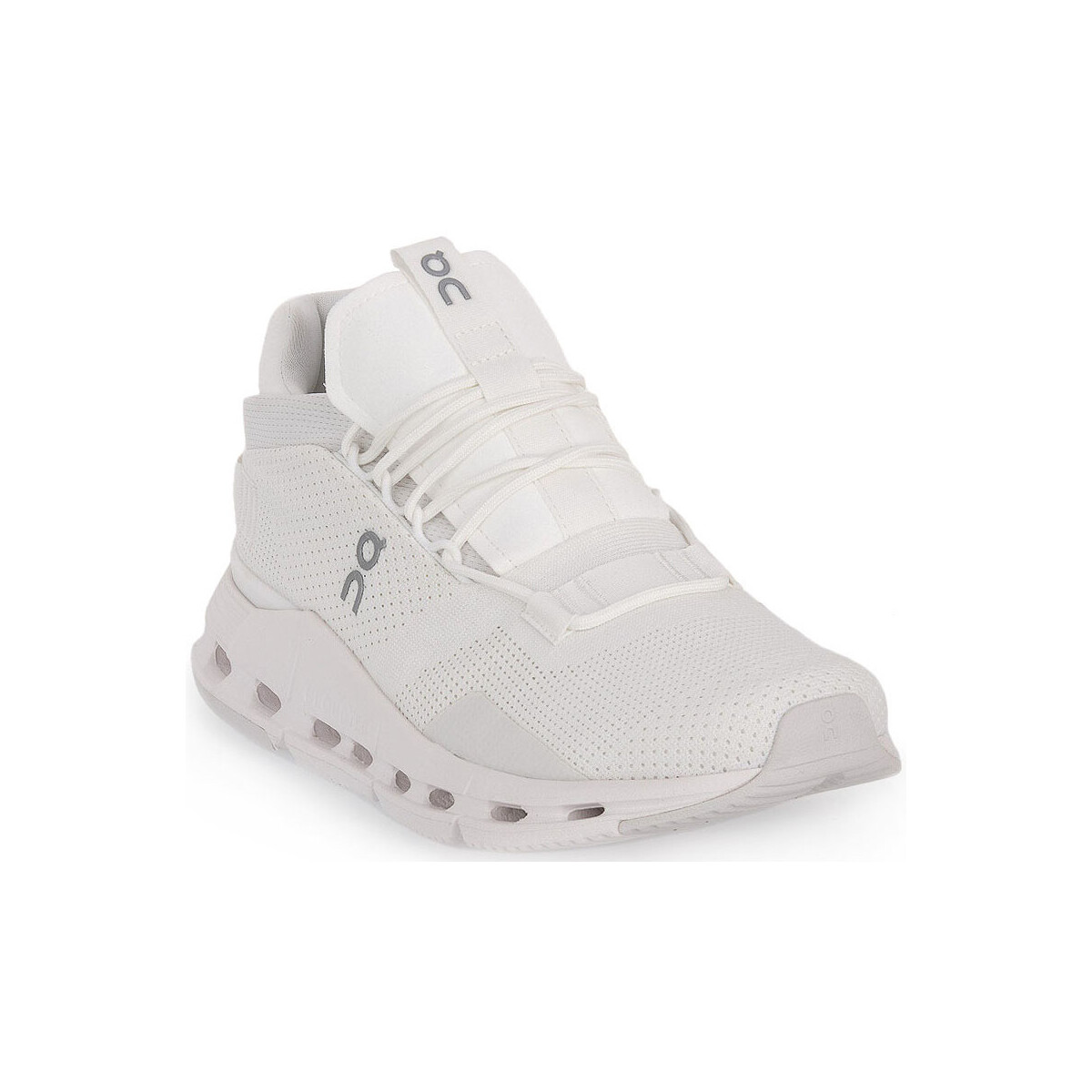 Sko Dame Sneakers On CLOUDNOVA Hvid