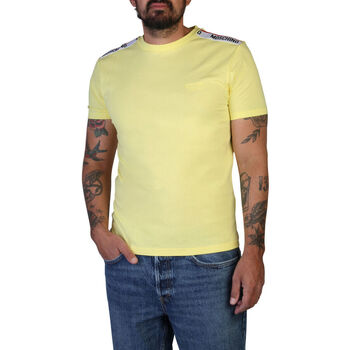 textil Herre T-shirts m. korte ærmer Moschino A0781-4305 A0021 Yellow Gul